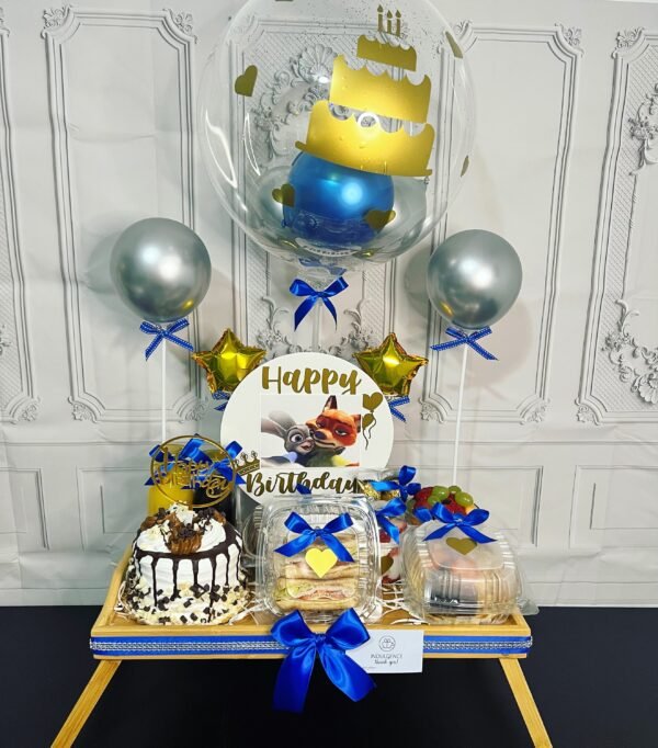 Surprise breakfast tray with Cake & Flowers - Image 5
