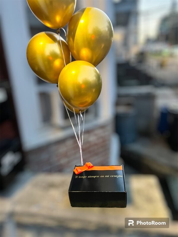 Deluxe Suprise Box - Image 4